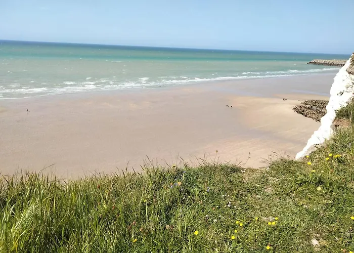 Holiday home Le Zest D'or - Douceur & Lumiere A 5min En Voiture De La